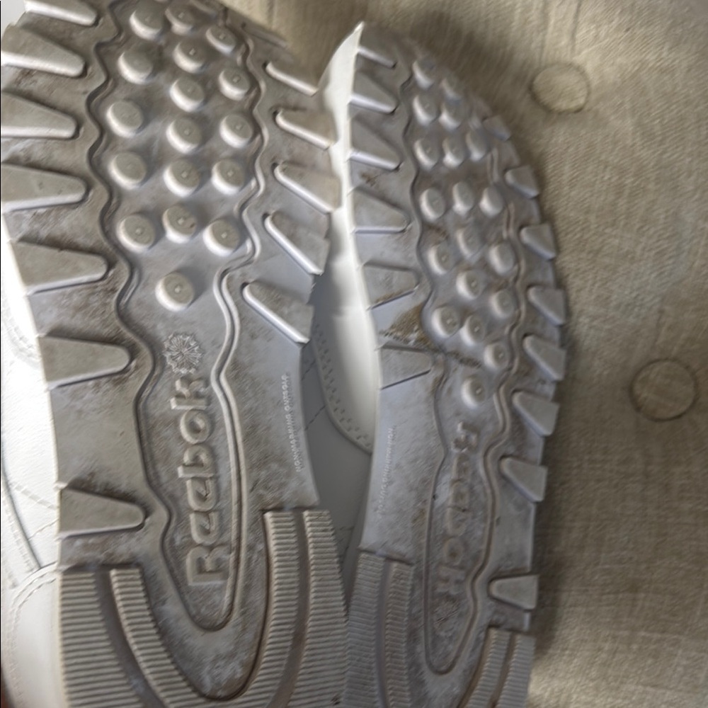 Reebok Classic White Leather Sneakers - Picture 7 of 7
